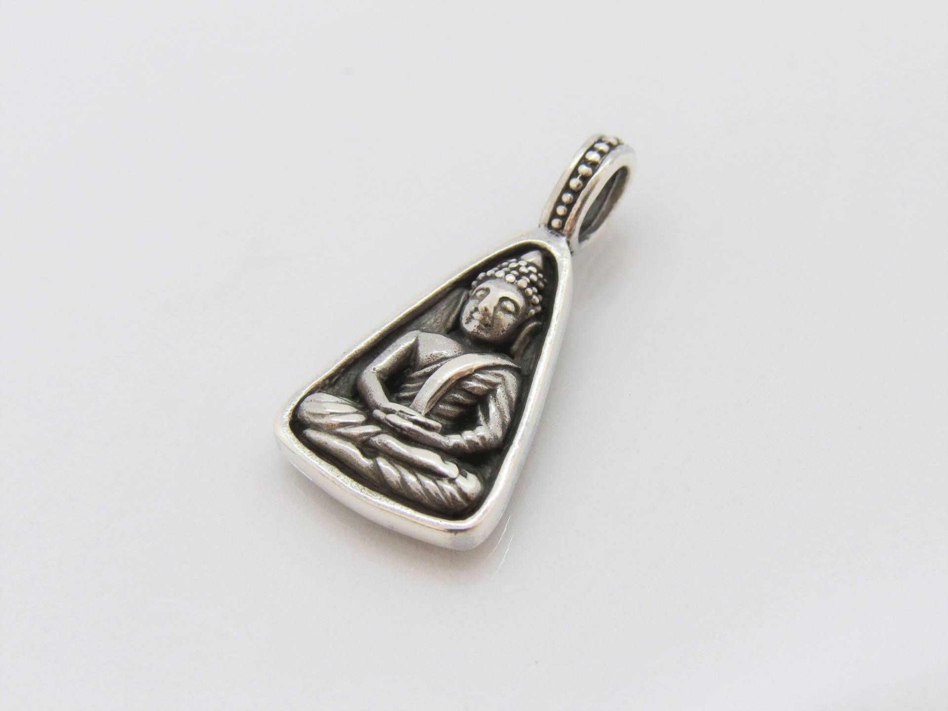 Vintage Sterling Silber Buddha Charm Anhänger von wandajewelry2013