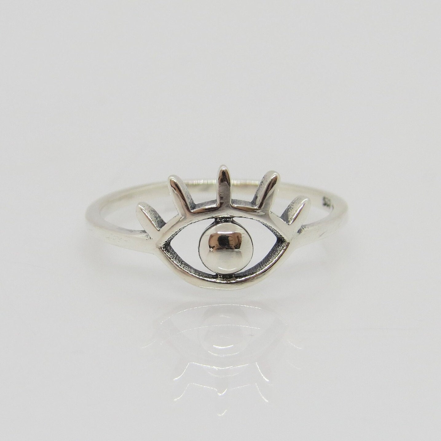 Vintage Sterling Silber Evil Eye Ring Größe 10 von wandajewelry2013