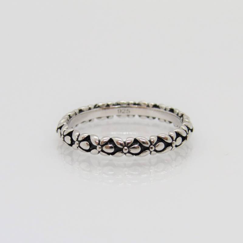 Vintage Sterling Silber Geschnitzte Blumen Bandring Größe 7 von wandajewelry2013