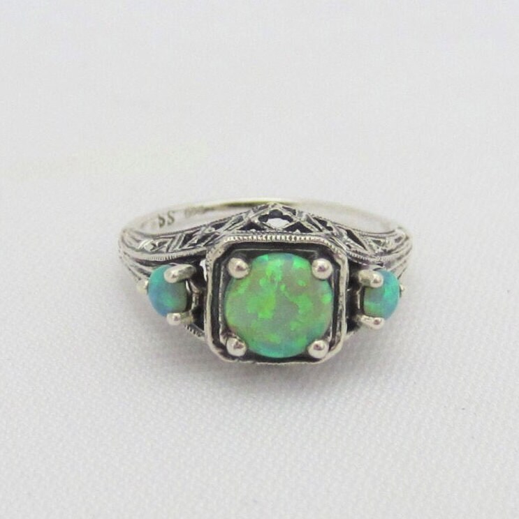 Vintage Sterling Silber Grüner Opal Filigraner Ring Größe 8 von wandajewelry2013