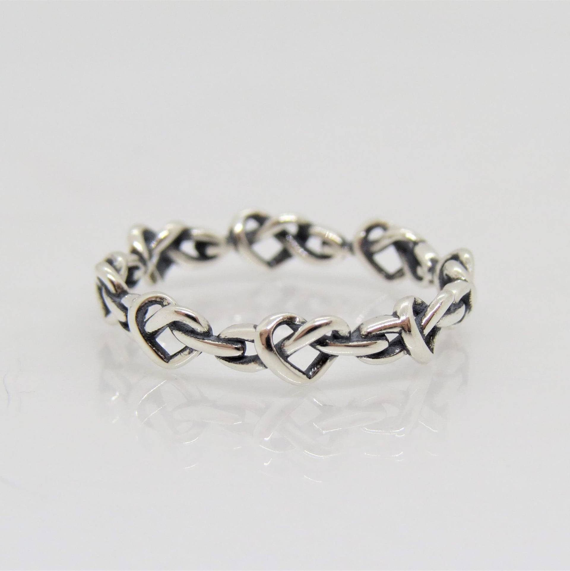 Vintage Sterling Silber Eternity Bandring Größe 7 von wandajewelry2013