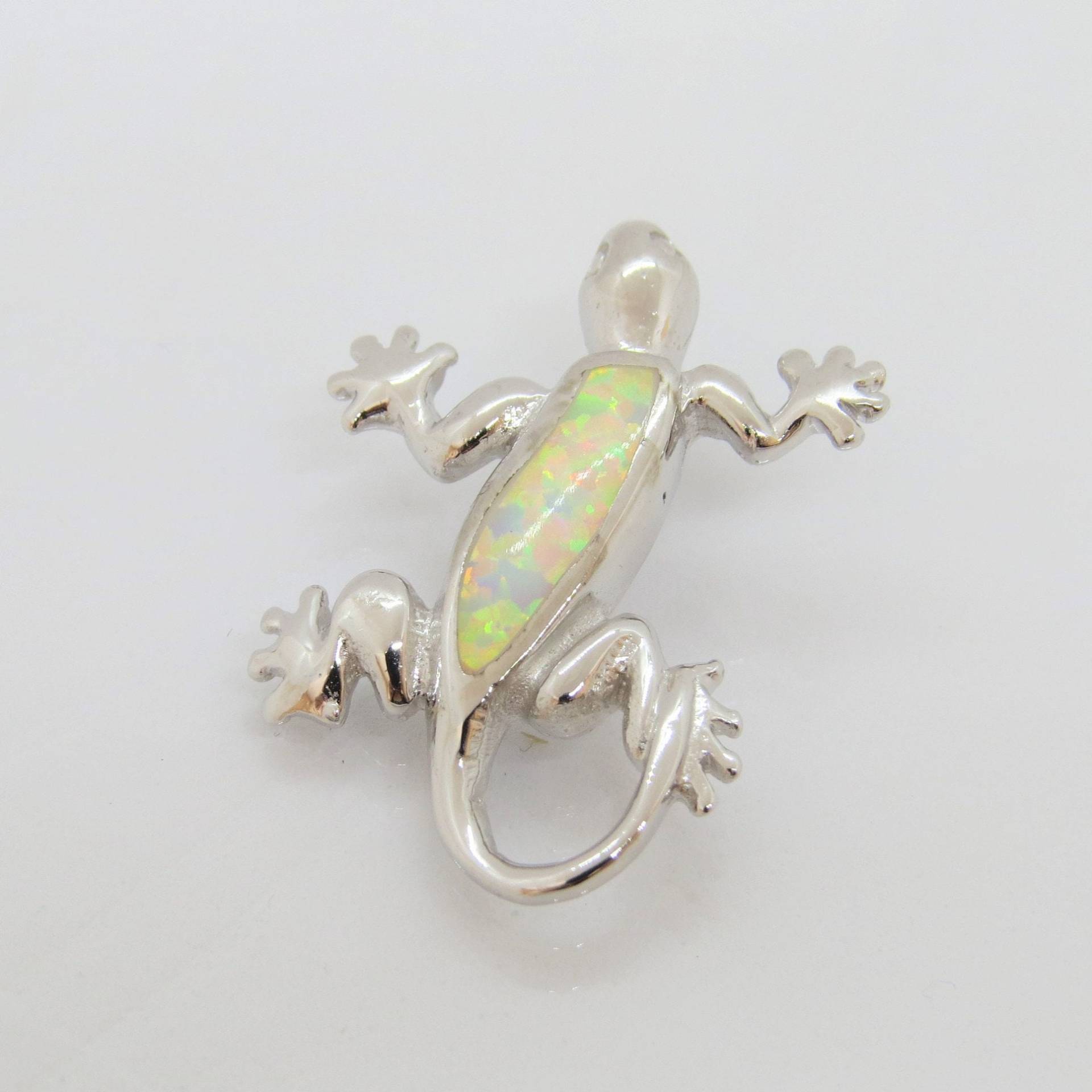 Vintage Sterling Silber Inaly Weißer Opal Eidechse Charm Anhänger von wandajewelry2013