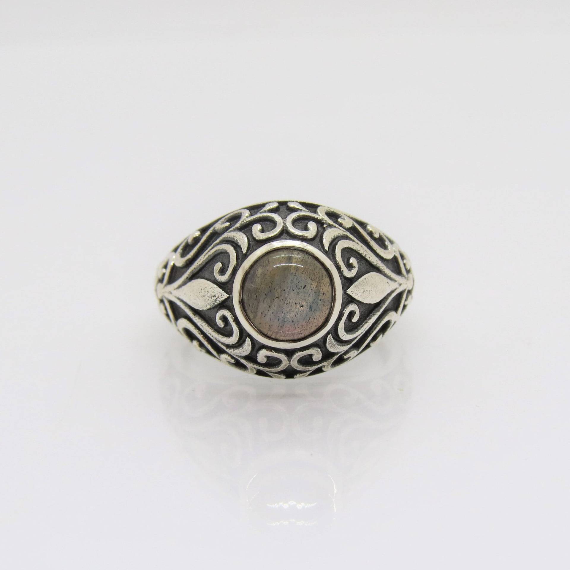 Vintage Sterling Silber Labradorit Geschnitzte Kuppel Ring Größe 8 von wandajewelry2013