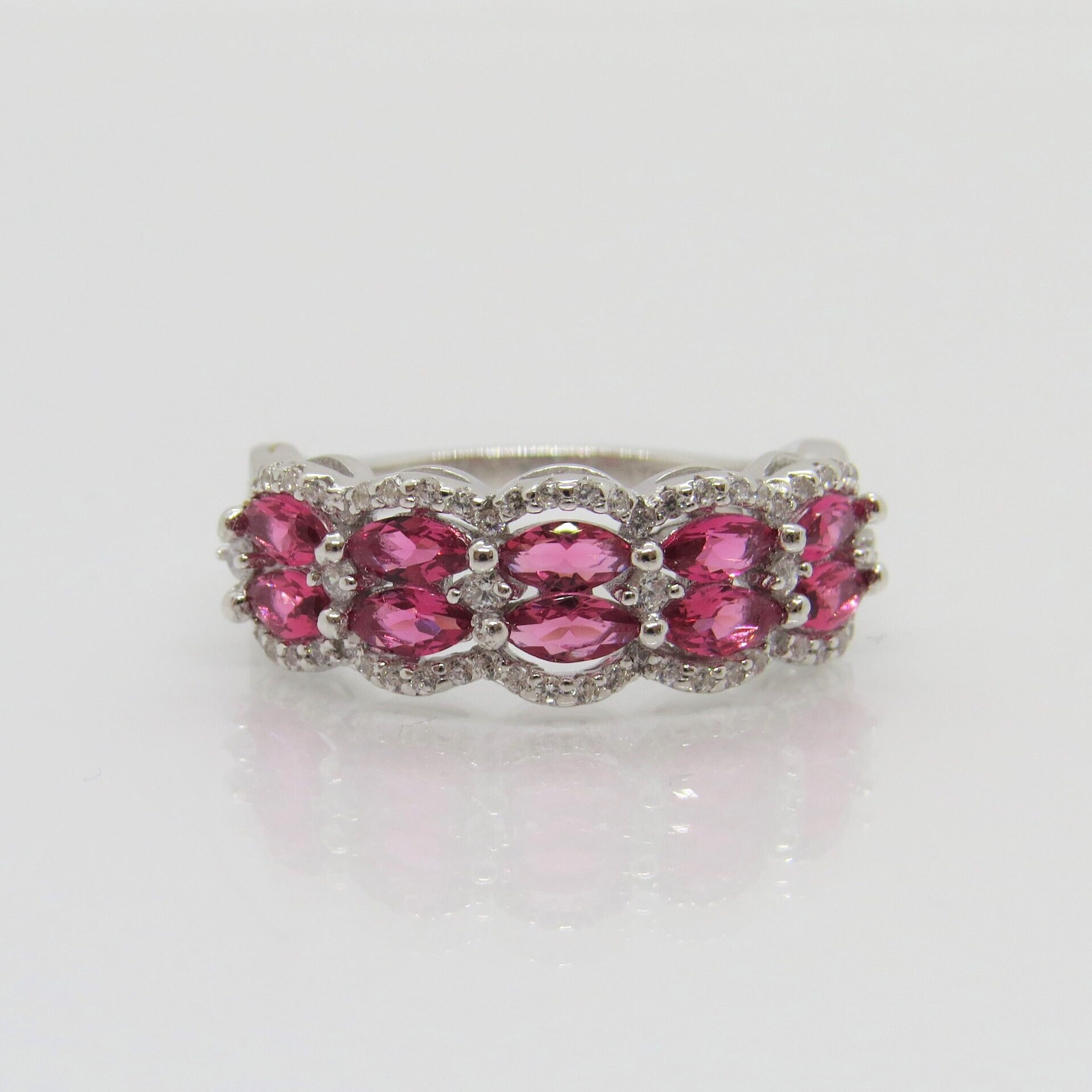 Vintage Sterling Silber Marquise Cut Ruby & White Topaz Ring Größe 9 von wandajewelry2013