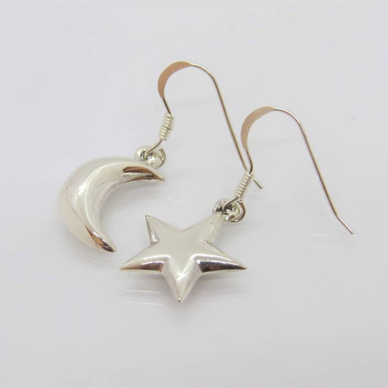 Vintage Sterling Silber Mond & Stern Puffy Ohrringe von wandajewelry2013