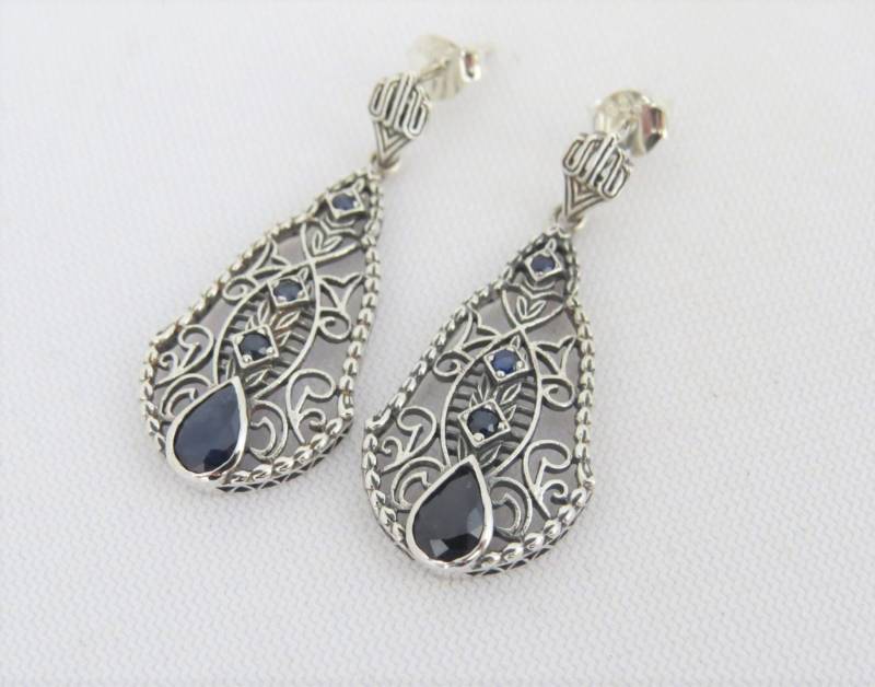 Vintage Sterling Silber Natürliche Blaue Saphir Filigrane Ohrringe von wandajewelry2013