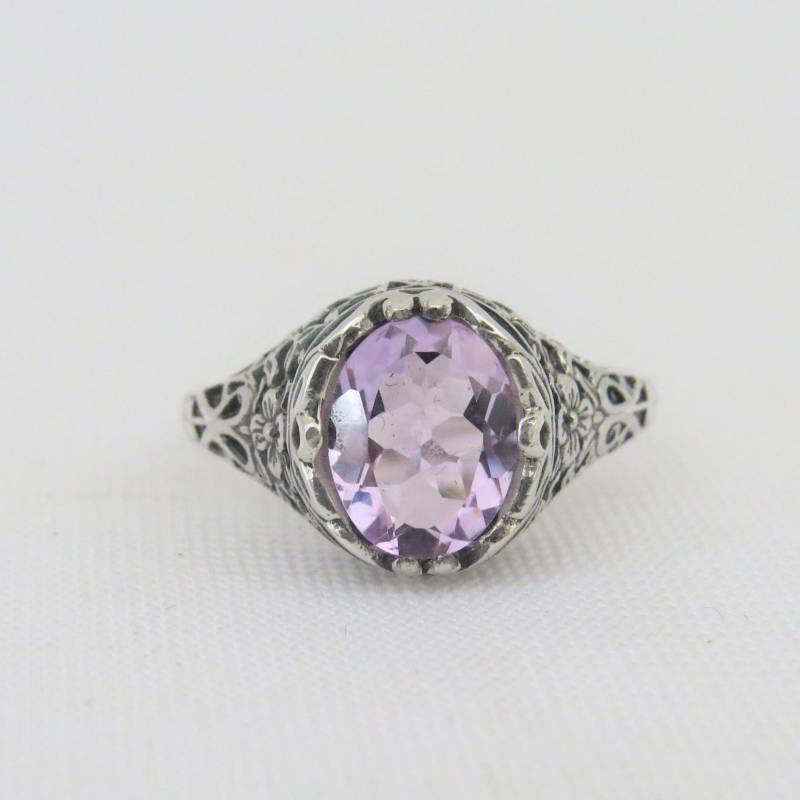Vintage Sterling Silber Natürlicher Ovaler Amethyst Filigraner Ring Größe 7 von wandajewelry2013