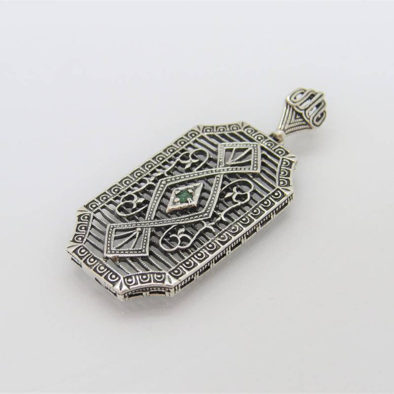 Vintage Sterling Silber Natürlicher Smaragd Filigran Anhänger von wandajewelry2013