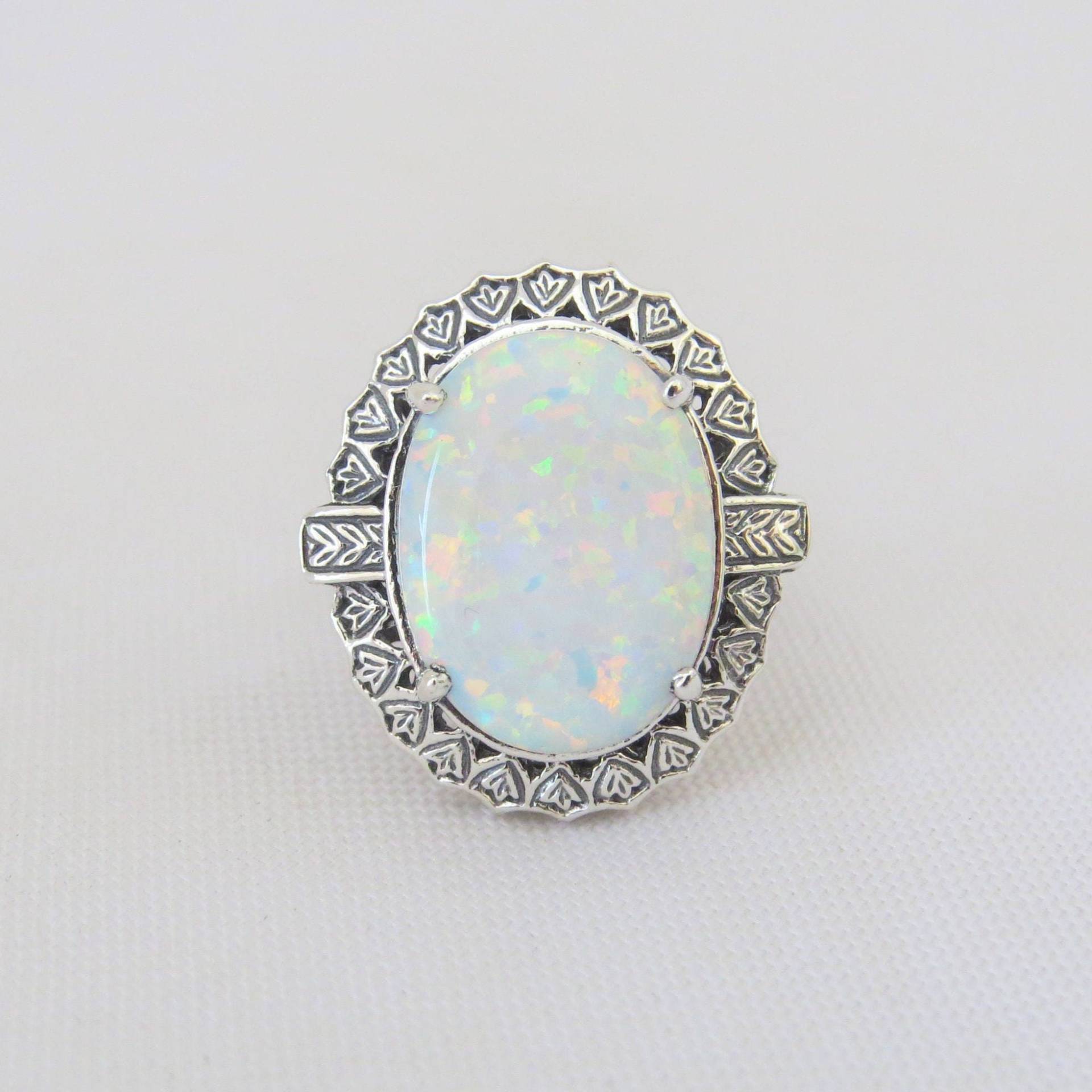 Vintage Sterling Silber Ovalschliff Weißer Topas Verlobungsring Größe 8 von wandajewelry2013