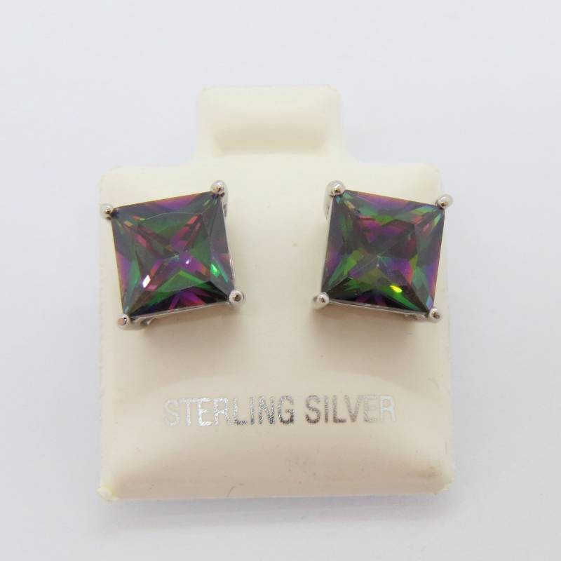 Vintage Sterling Silber Quadratisch Geschnittene Regenbogen Topas Ohrstecker 8 Mm von wandajewelry2013