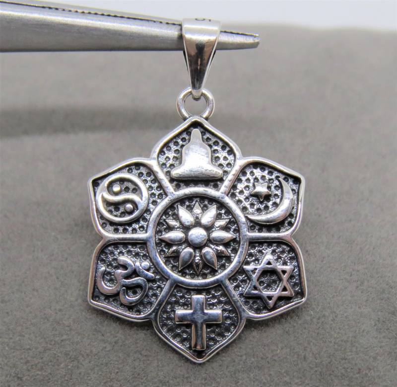 Vintage Sterling Silber Religiöse Symbole Anhänger von wandajewelry2013