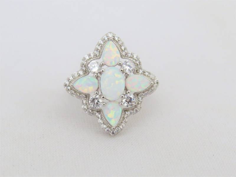 Vintage Sterling Silber Ring Größe 8 Weißer Opal & Topas von wandajewelry2013