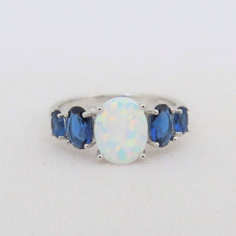 Vintage Sterling Silber Ring Mit Weißer Opal & Blauer Saphir Größe 7 von wandajewelry2013