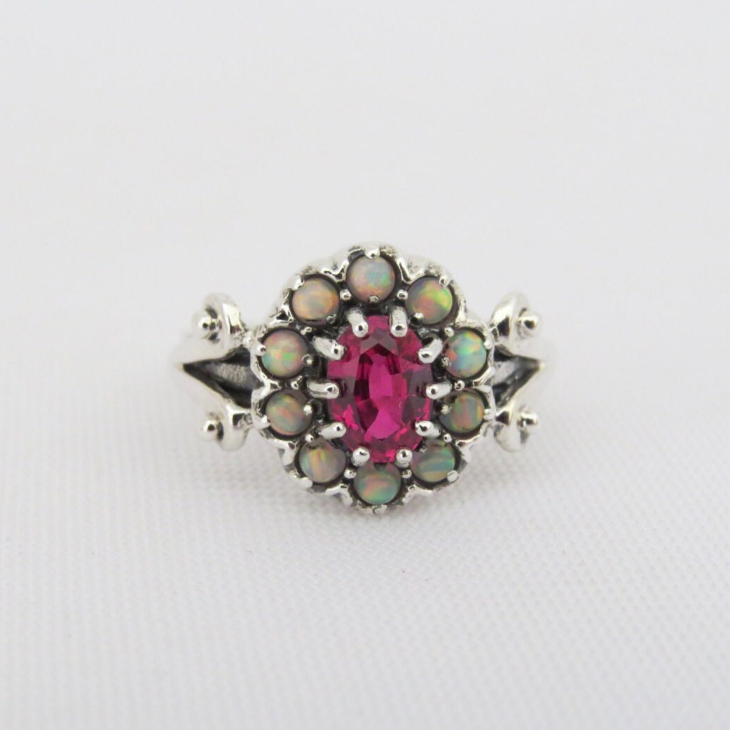 Vintage Sterling Silber Rubin & Opal Cluster Ring Größe 5 von wandajewelry2013