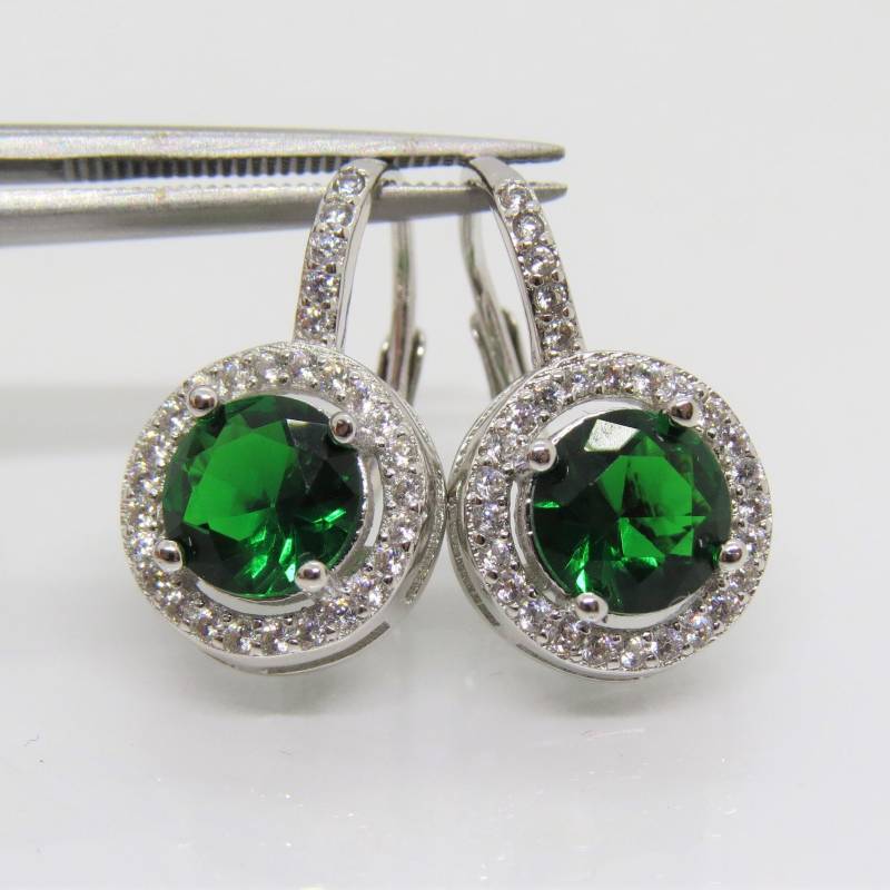Vintage Sterling Silber Rundschliff Smaragd Und Weißer Topas Ohrringe von wandajewelry2013