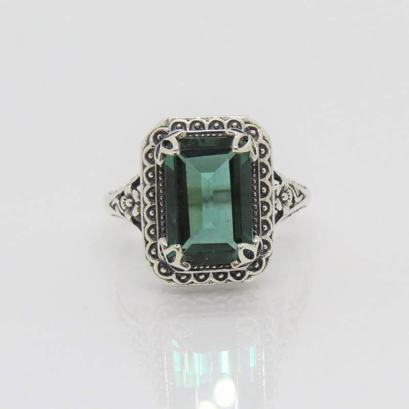 Vintage Sterling Silber Smaragd Blume Filigran Ring Größe 8 von wandajewelry2013