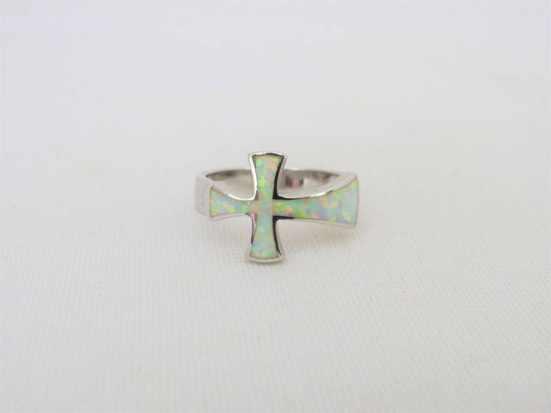 Vintage Sterling Silber Weiß Opal Kreuz Band Ring Größe 7 von wandajewelry2013