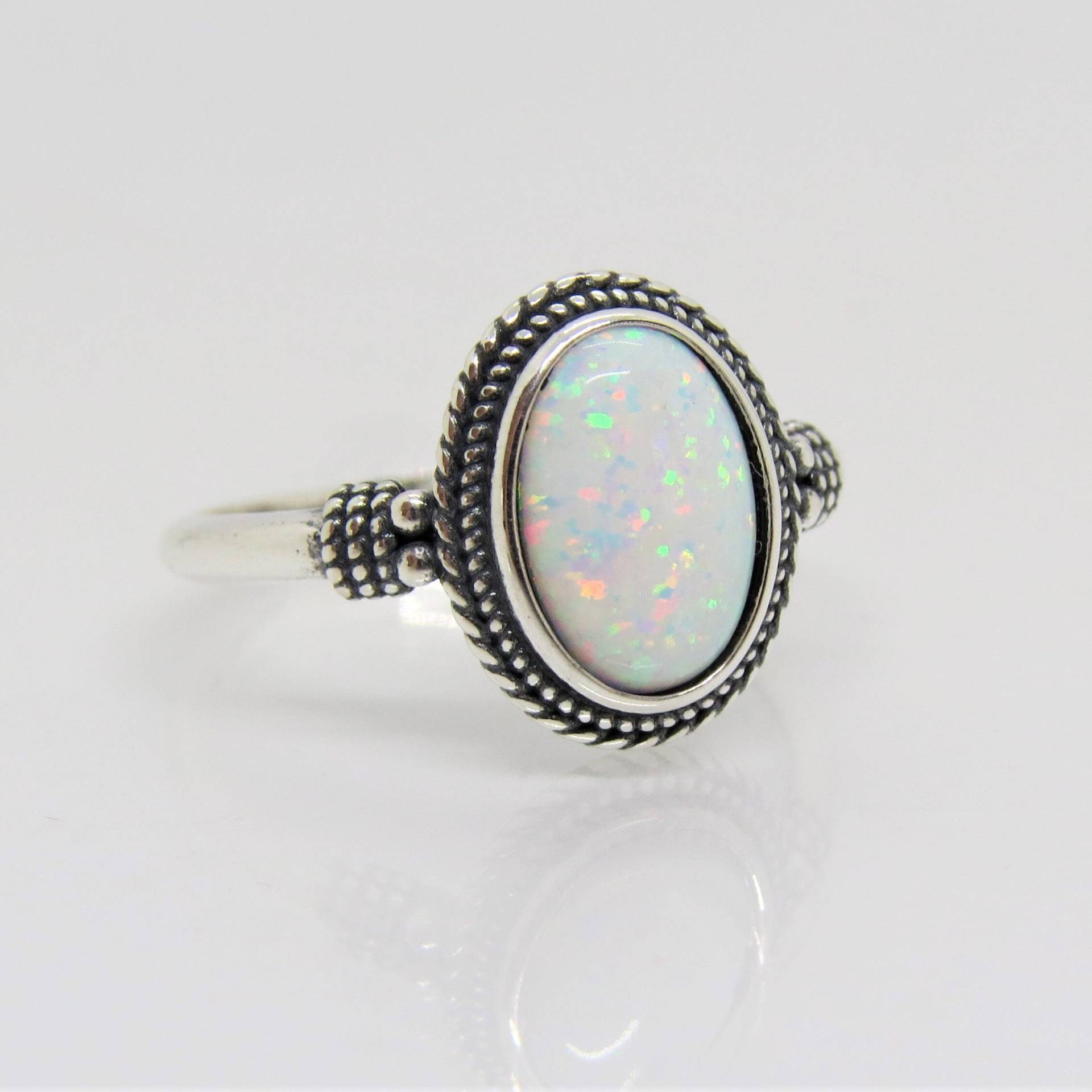 Vintage Sterling Silber Weißer Opal Ring Größe 7 von wandajewelry2013