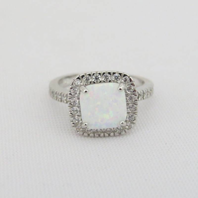 Vintage Sterling Silber Weißer Opal & Topas Halo Ring Größe 7 von wandajewelry2013