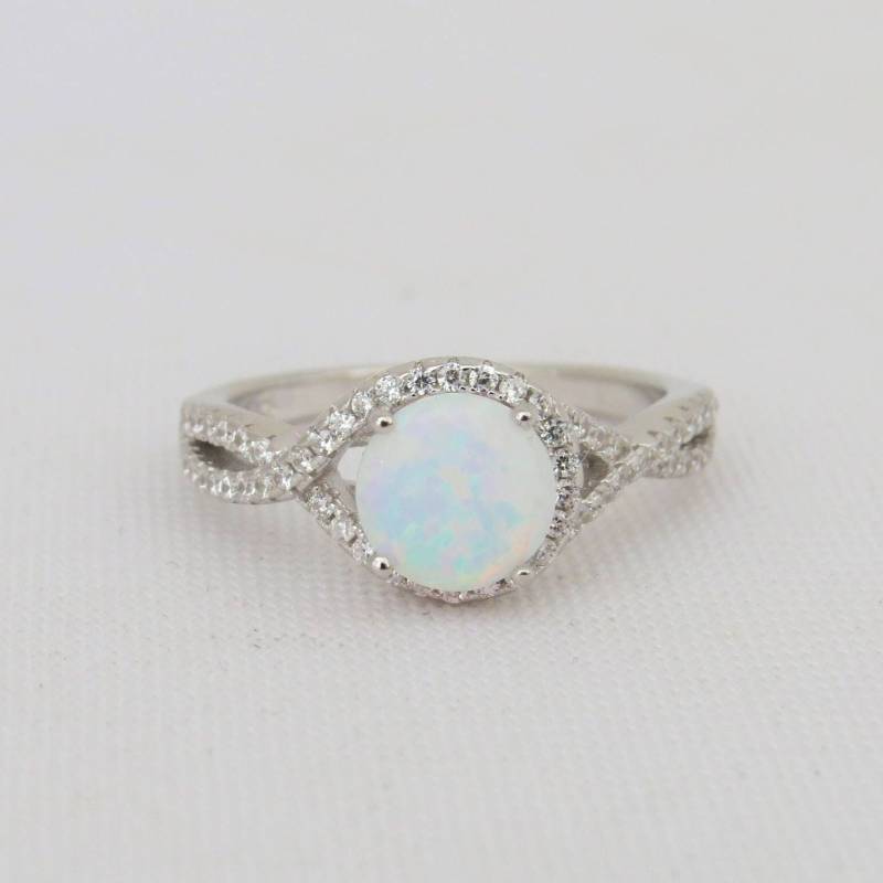Vintage Sterling Silber Weißer Opal & Topas Infinity Ring Größe 7 von wandajewelry2013