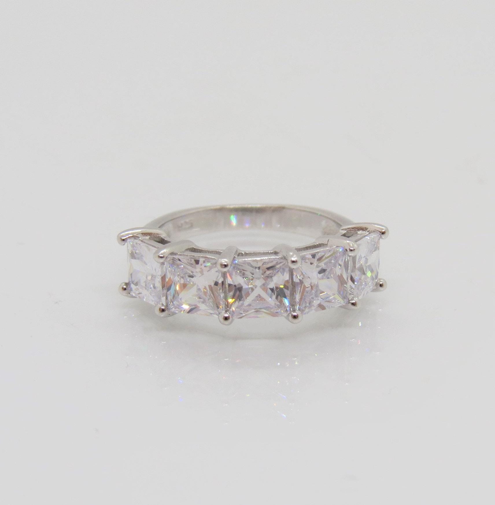 Vintage Sterling Silber Weißer Topas Ring Größe 8 von wandajewelry2013