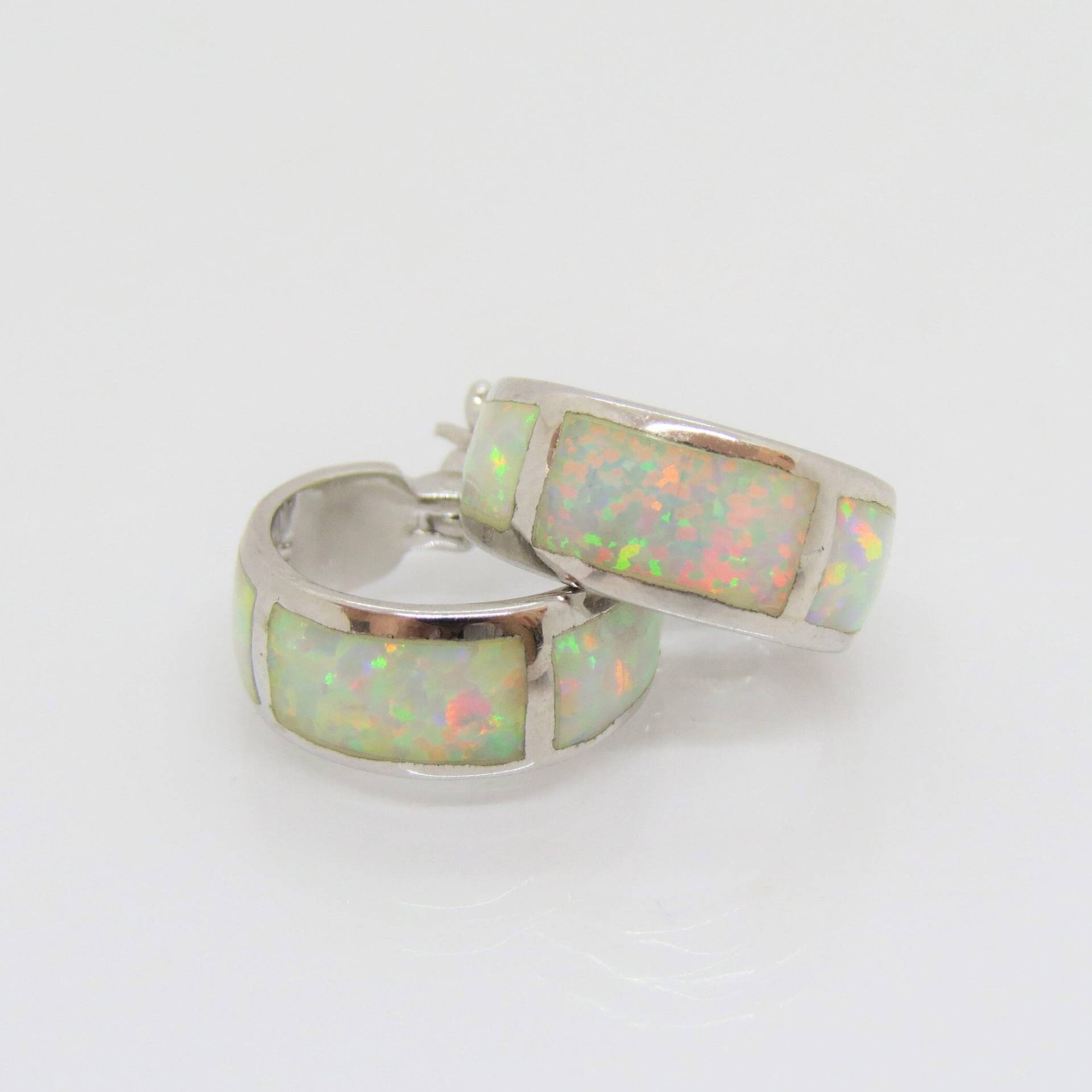 Vintage Sterling Silber White Opal Creolen von wandajewelry2013