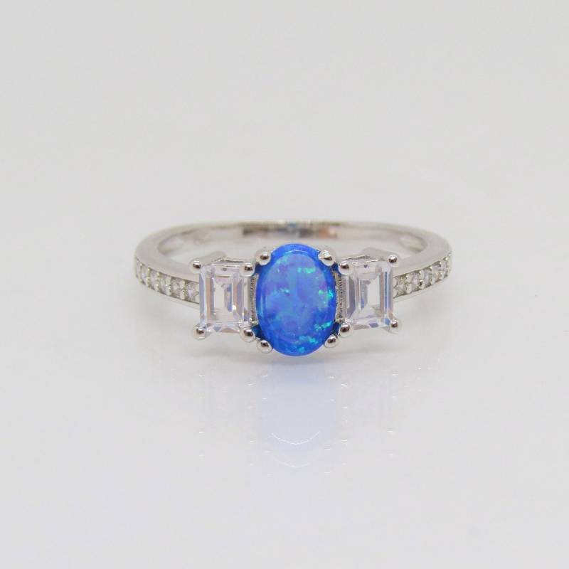 sterling Silber Blauer Opal & Weißer Topas Ring Größe 7 von wandajewelry2013