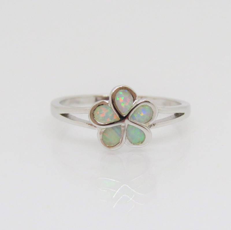 sterling Silber Weißer Opal Blumen Ring Größe 7 von wandajewelry2013