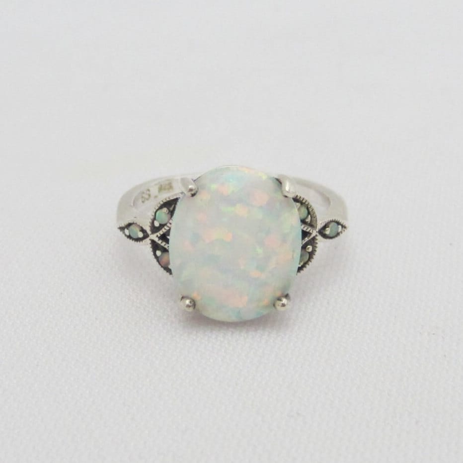 sterling Silber Weißer Opal Ring Größe 9 von wandajewelry2013