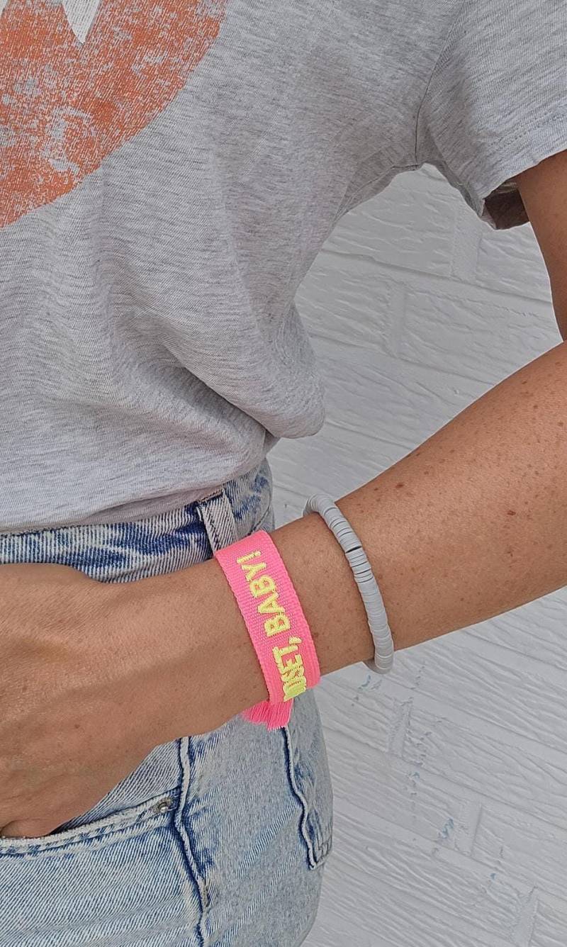 Statement Canvas Armband Mindset, Baby Neon Pink Webarmband Mit Schrift Stoffarmband Bohostyle Freundschaftsarmband Spruch Mindset Statement Canvas Armband Mindset, Baby Neon Pink Webarmband Mit Schrift Stoffarmband Bohostyle Freundschaftsarmband Spruch Mindset von wanilaShop