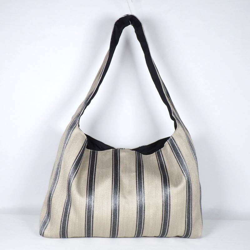 Große Umhängetasche | Schultertasche Aus Polsterstoff Nachhaltige Upcycling Tasche Handgemachte Unisex Wassihandmadeshop Große Umhängetasche | Schultertasche Aus Polsterstoff Nachhaltige Upcycling Tasche Handgemachte Unisex Wassihandmadeshop von wassihandmadeshop