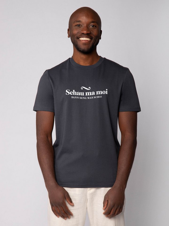 wat? Apparel T-Shirt Schau ma moi dann seng mas scho von wat? Apparel