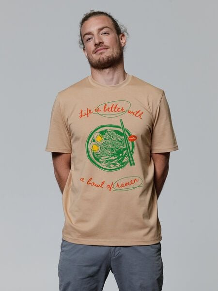 watapparel T-Shirt Unisex Life is better with ramen von watapparel