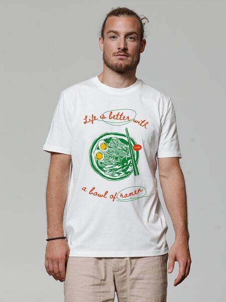 watapparel T-Shirt Unisex Life is better with ramen von watapparel