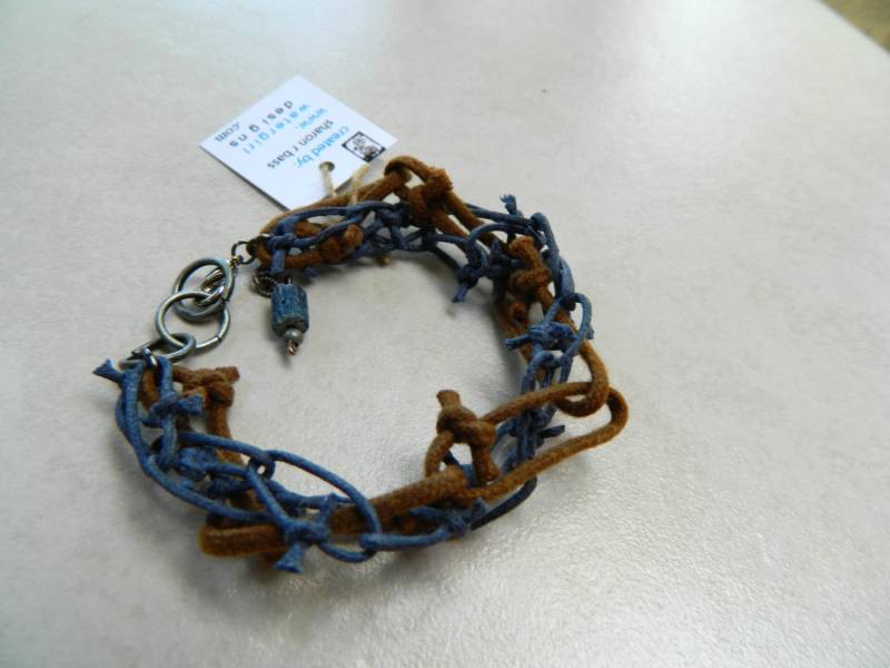 Blaues Und Braunes Baumwoll Glieder Armband Oder Fußband von watergirldesigns