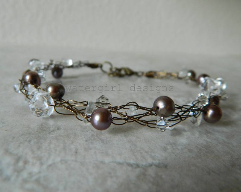 Bronzedraht-Fußkettchen Mit Perlen, Quarz Und Kristallen von watergirldesigns