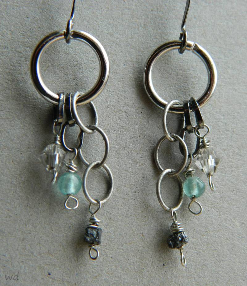 Ohrringe Mit Schwarzen Diamanten, Apatit Und Preciosa Kristall von watergirldesigns