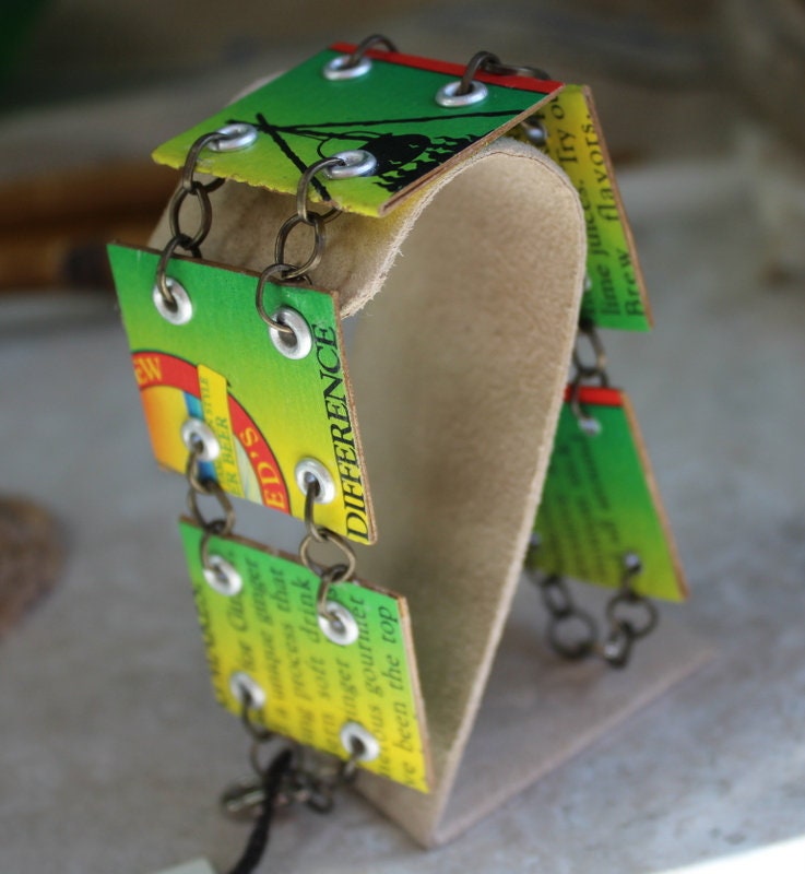 Umfunktioniertes Ingwer Brau Papier Armband von watergirldesigns