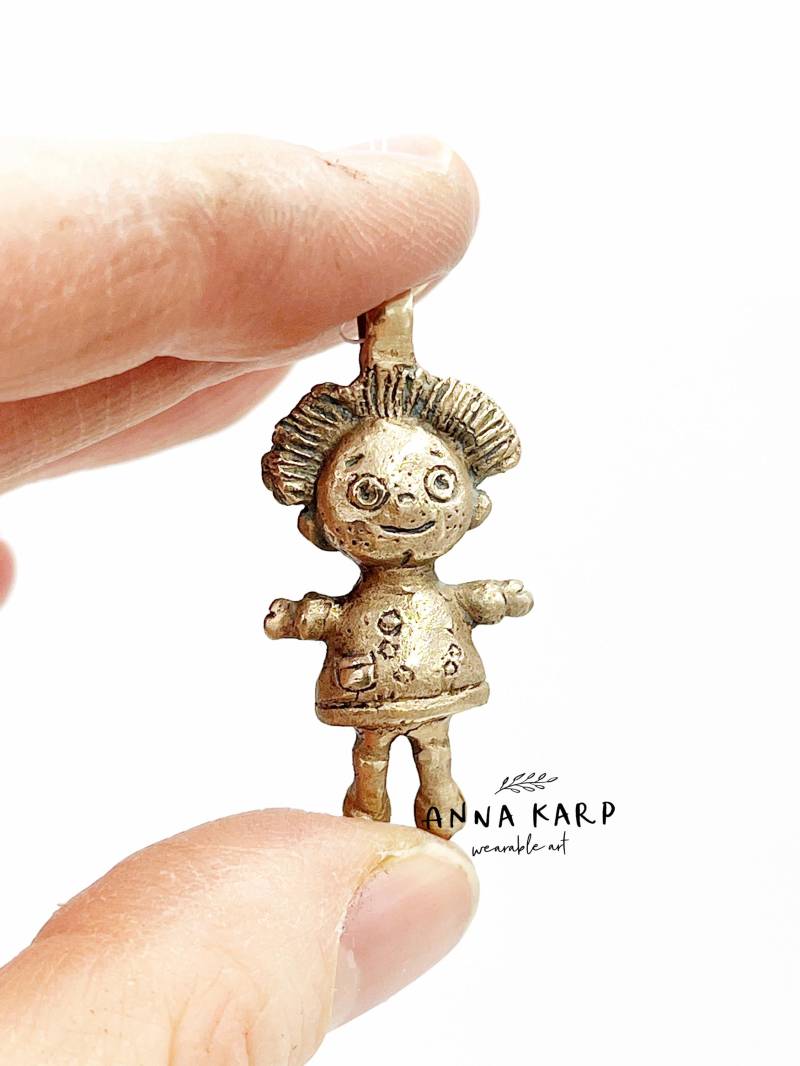 Bronze-Skulptur_Sonderanfertigung 3, 5 cm_Von Künstler_Innen_Lieblings Spielzeug_Skulptur_Geburtstagsgeschenk Für Mama_Kleinkind-Mama_Kunst Die von wearableArtAK