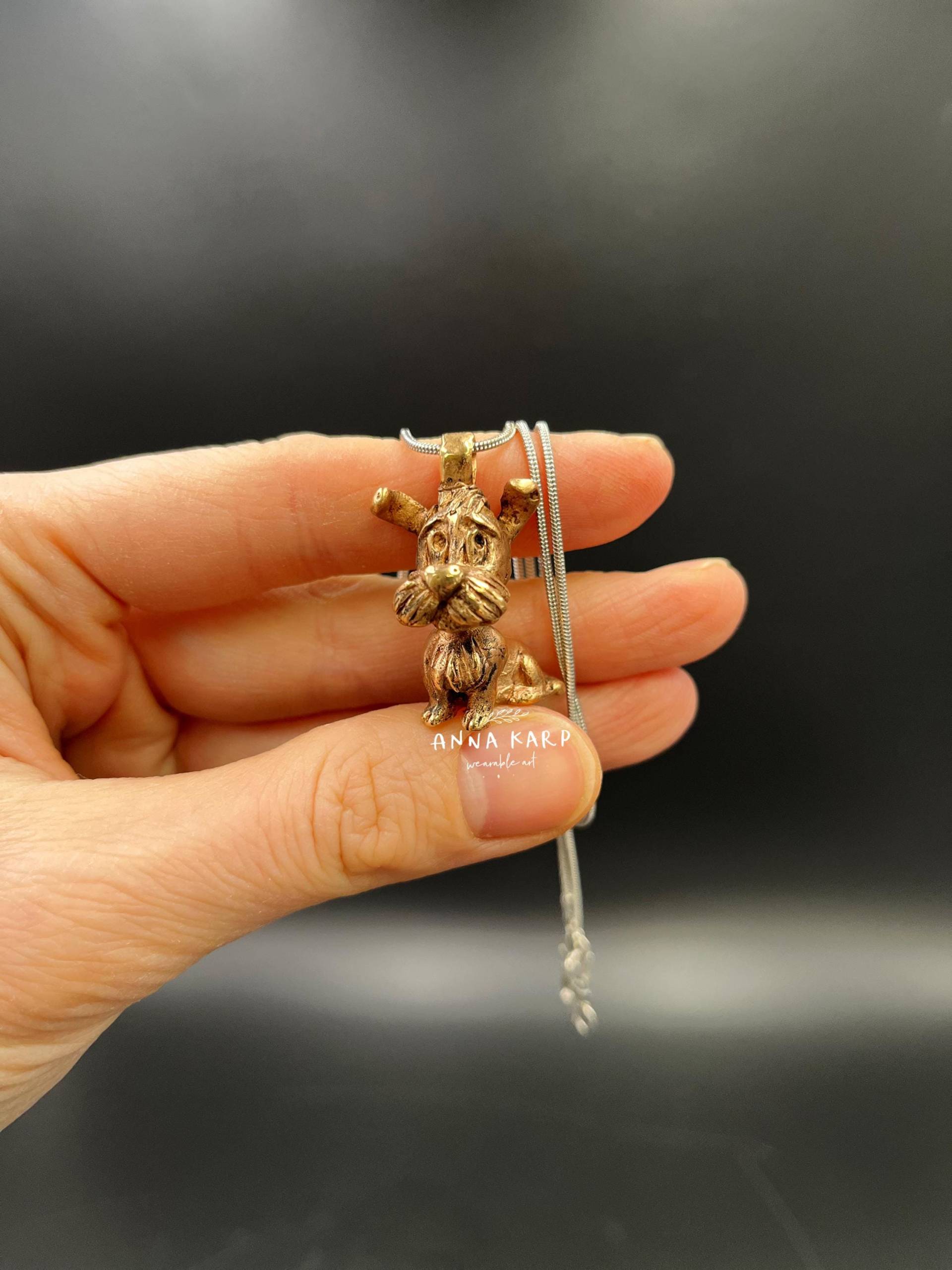 Bronze Anhänger Für Tierliebhaber - Dogmatix Inspirierter Schmuck Mit Einer Versilberten Kette von wearableArtAK