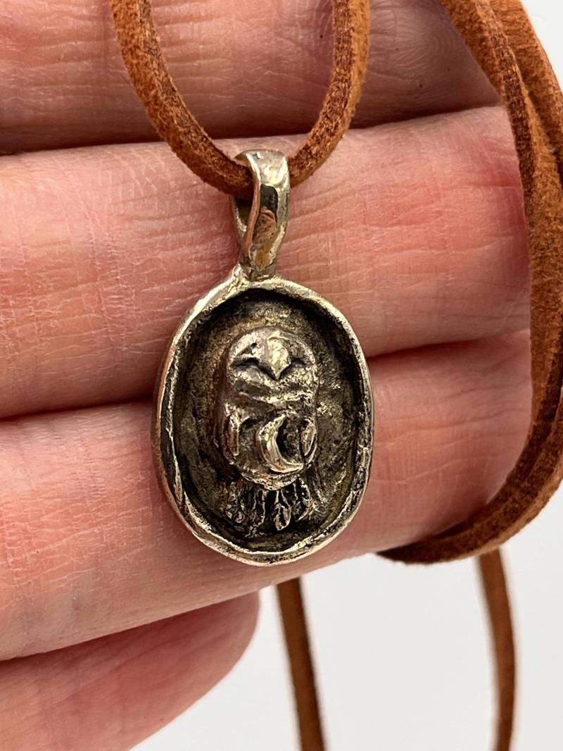 Exquisiter Massiver Bronze Eule Anhänger - Tragbare Kunst Für Naturliebhaber von wearableArtAK