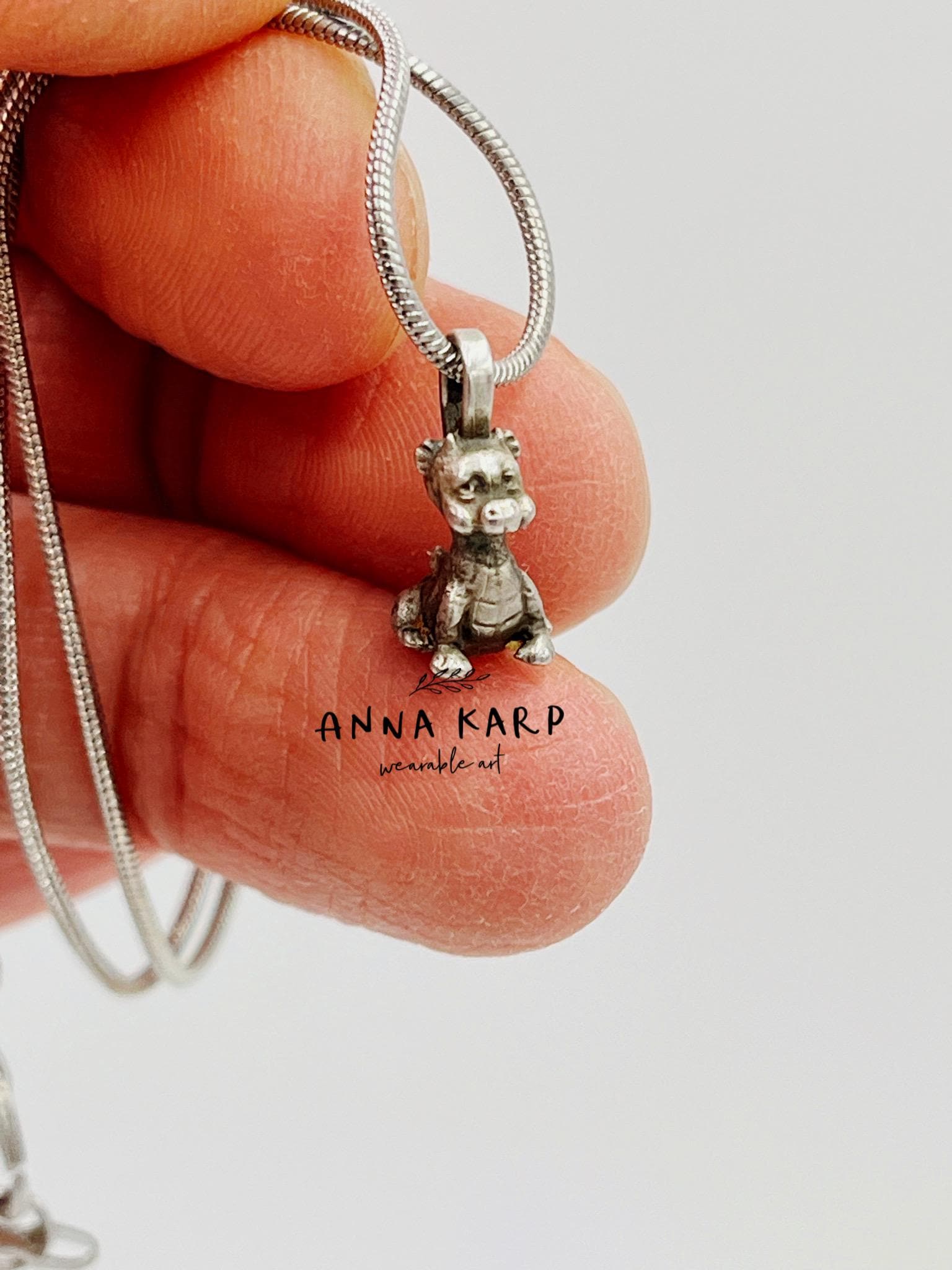 Niedliche Baby Drachen Halskette - Handgefertigt Aus Sterling Silber von wearableArtAK