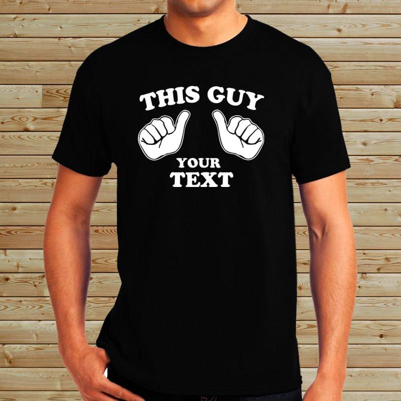 Personalisiertes Benutzerdefiniertes Parodie-Shirt - Dieser Typ Liebt Seine Frau Freundin Krankenschwester Schule Ihre Stadt Ihr Bundesland Team von wecuztom