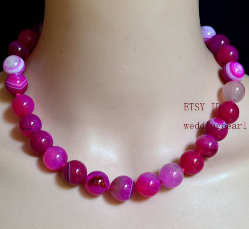 14 Mm Amaranth Achat Perlen Halskette, Statement-Schmuck von weddingpearl