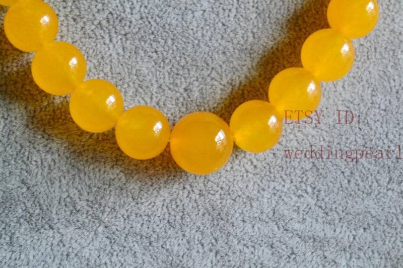 Gelbe Jade Abgestufte Halskette Einzelstrang Perle Statement Schmuck von weddingpearl