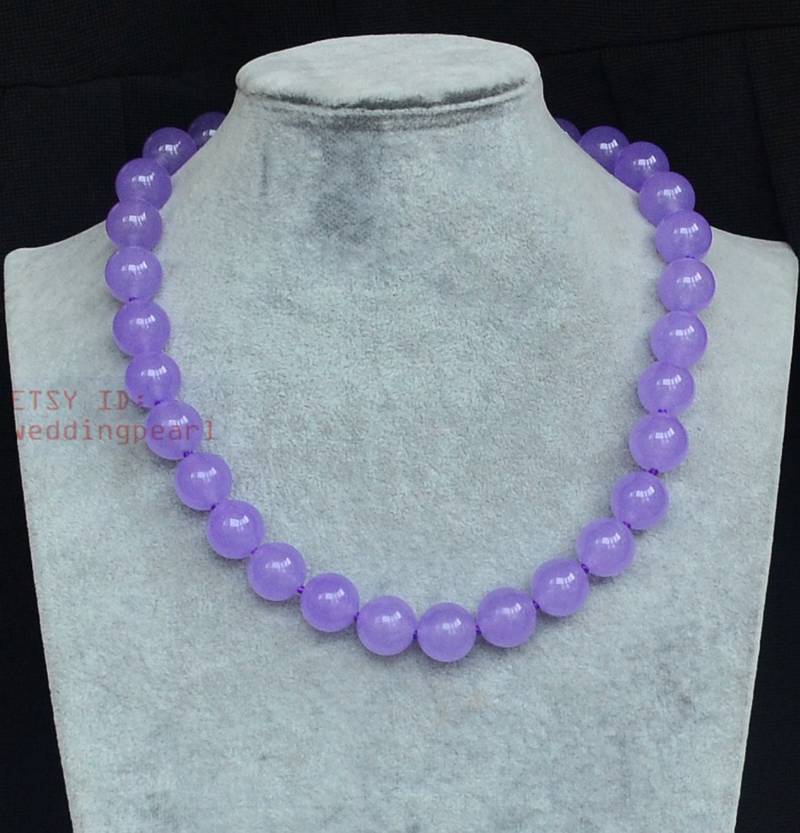 Hell Lila Jade Bead Halskette, Lila Edelstein Statement Schmuck von weddingpearl