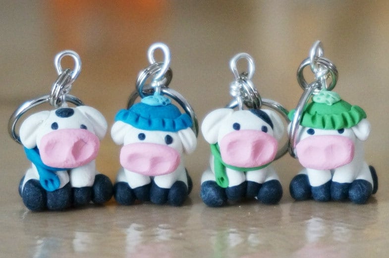 Miniature Cold Holstein Cow Polymer Clay Stichmarkierungen | Herde Aus 4 Stück Geformten Accessoires von weeones