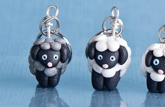 Schafe Maschenmarkierer Aus Polymer Clay | Flock 4 Gehäkelten Miniatur Accessoires von weeones