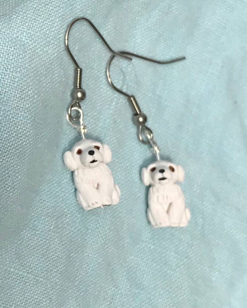 Tolle Pyrenäen Hund Polymer Clay Skulptur Ohrringe Edelstahl von weeones