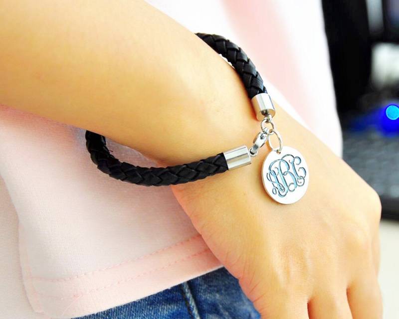 Armband Mit Gravur Aus 925Er Sterlingsilber, 925 Geflochtene Lederkette, Personalisiertes Initialarmband, Personalisierter Schmuck Armband Mit Gravur Aus 925Er Sterlingsilber, 925 Geflochtene Lederkette, Personalisiertes Initialarmband, Personalisierter Schmuck von weimeiOrnaments